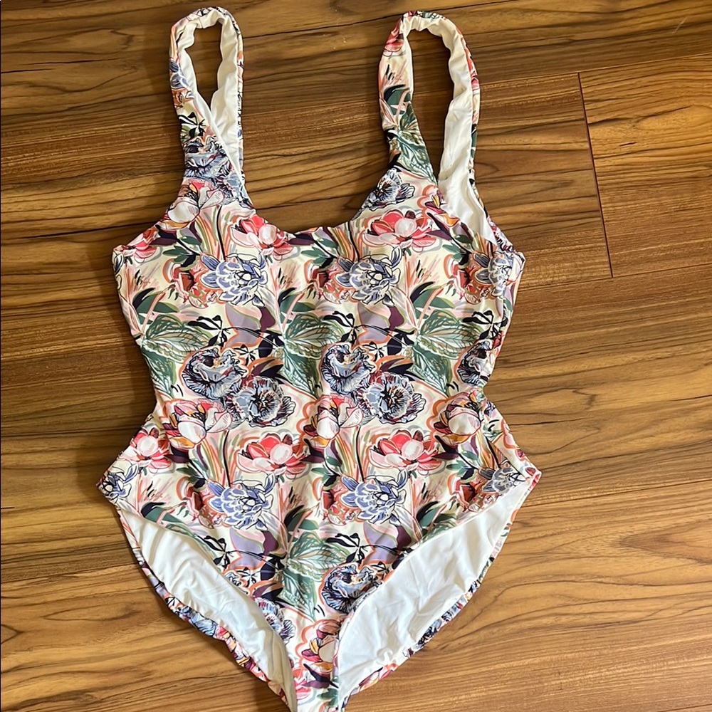 Dippin Daisy Floral Swimsui